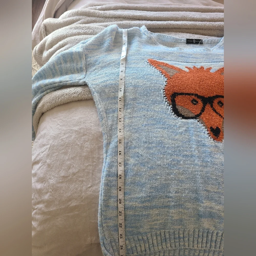 Women's Blue Fox Sweater - Picture 9 of 12